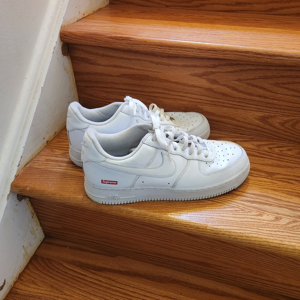 Supreme White Sneakers Classic Design